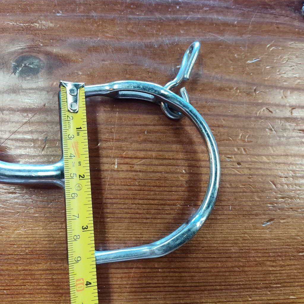 D ring with hooks