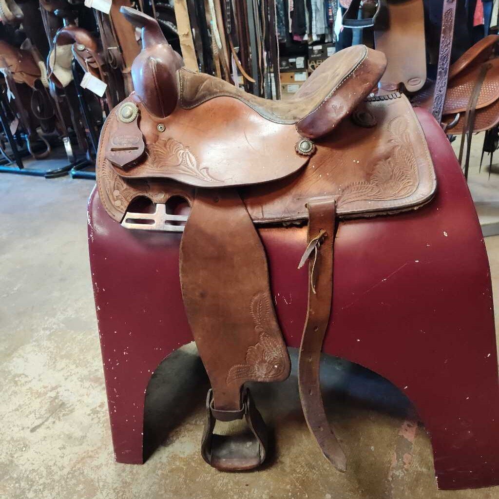 All around saddle