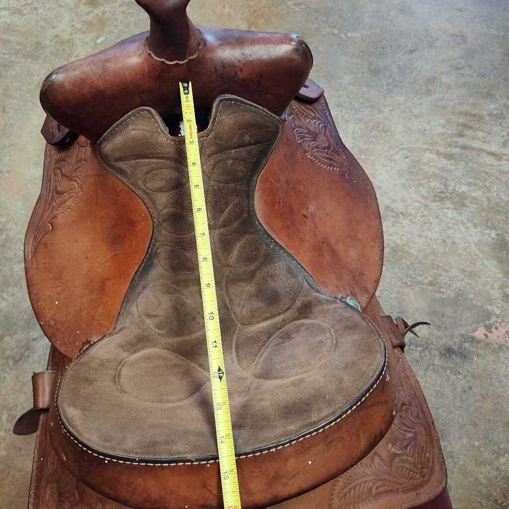 All around saddle