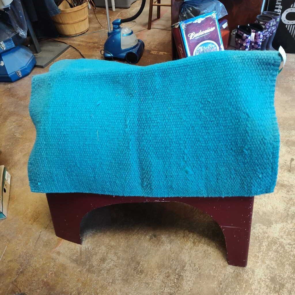 Woven pad cover