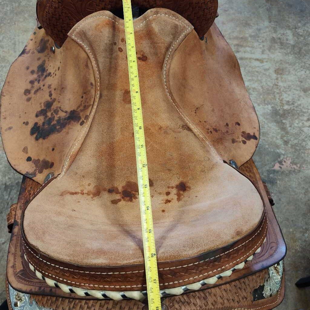 Barrel saddle