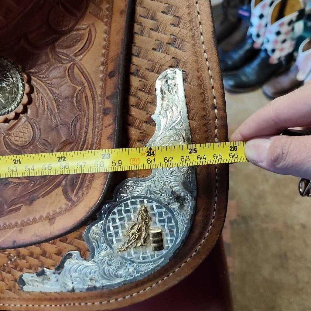 Barrel saddle