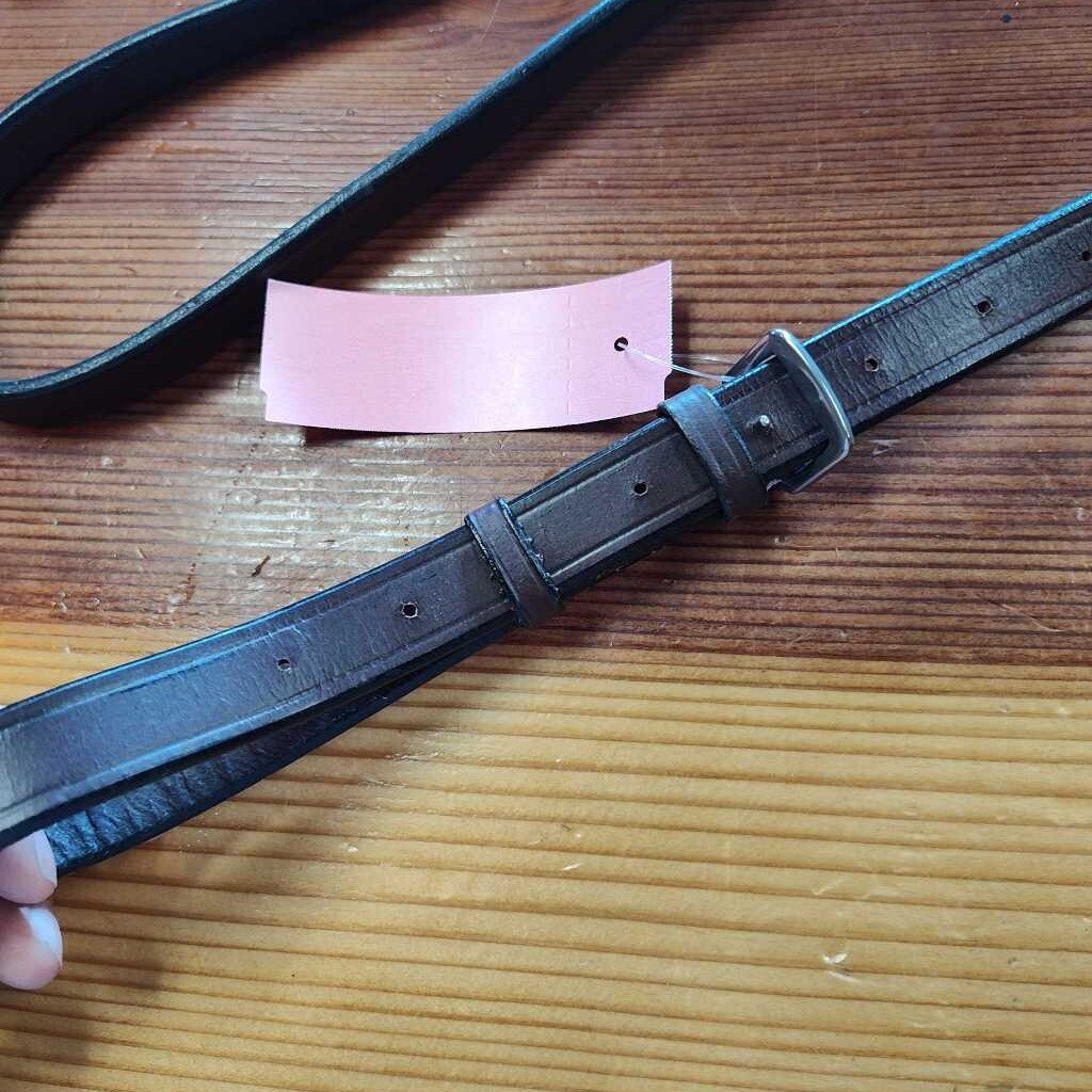 Leather standing martingale