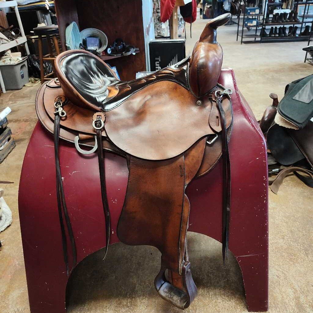 Trail saddle