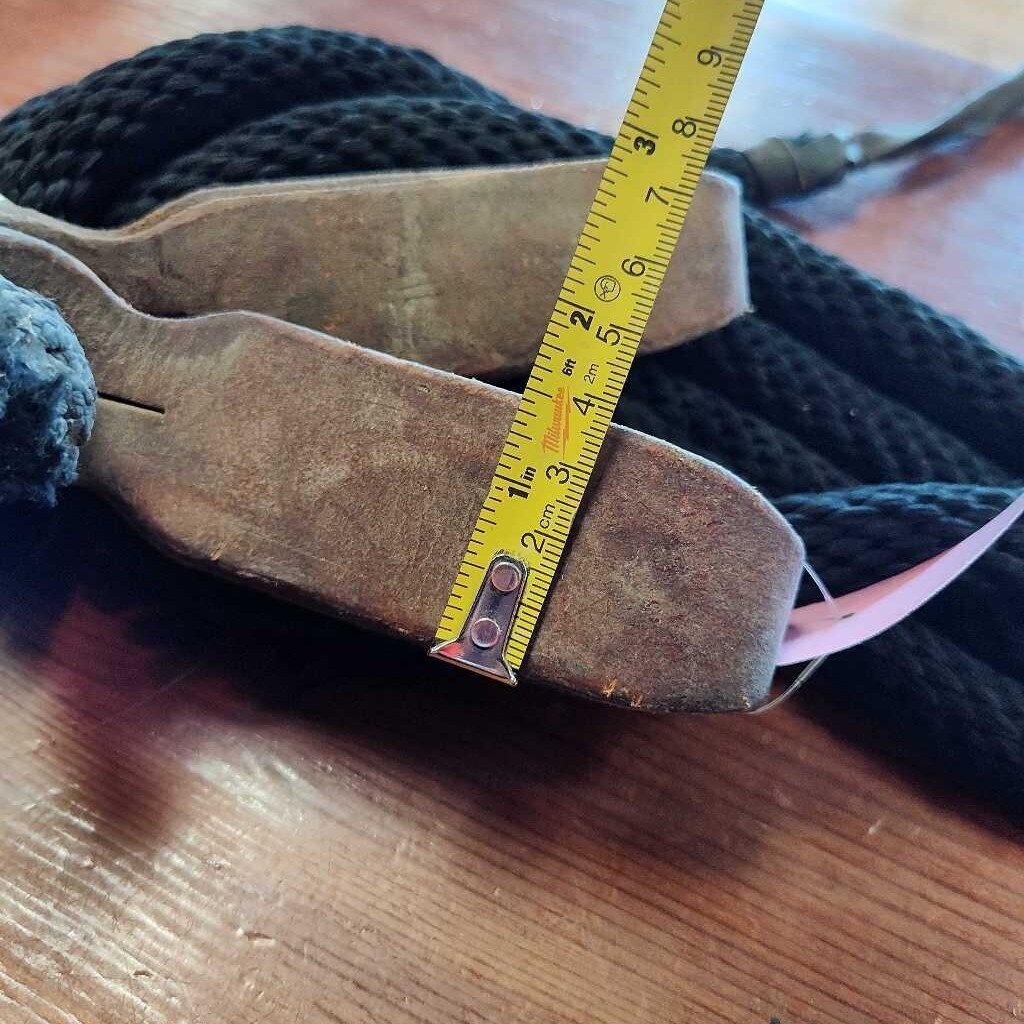 Makate reins- nylon w/ slobber straps