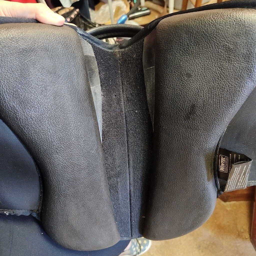 Leadline saddle