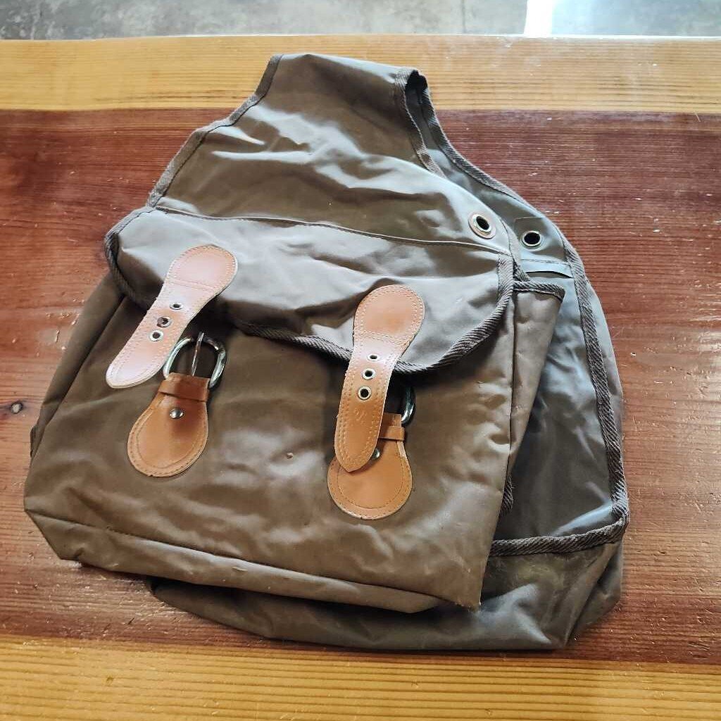 Waterproof nylon- cantle bag