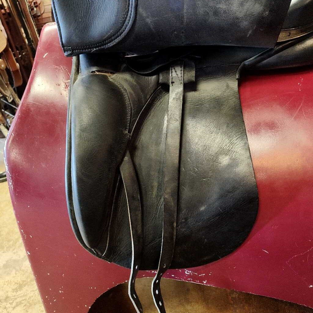 Great starter Dressage saddle