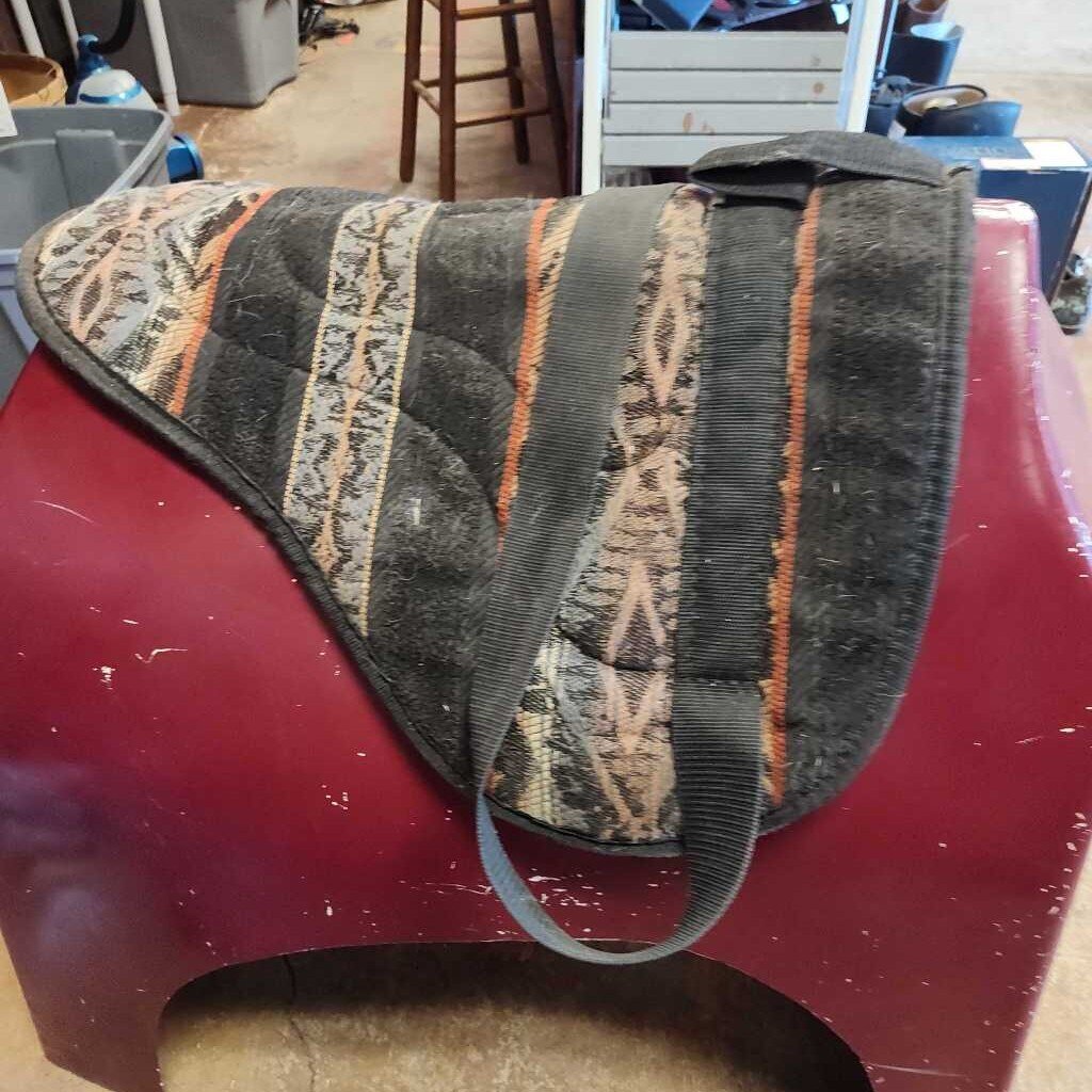 Bareback pad with girth