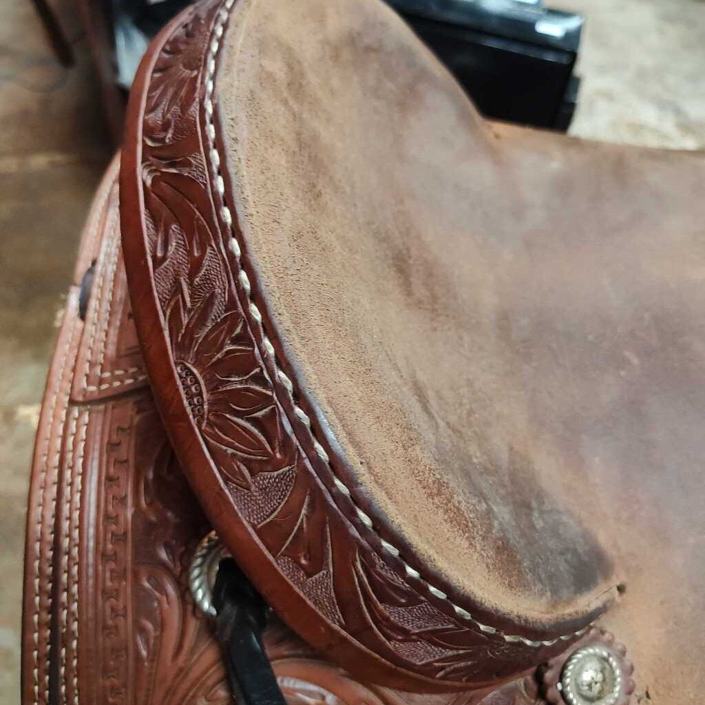 Roping saddle- set