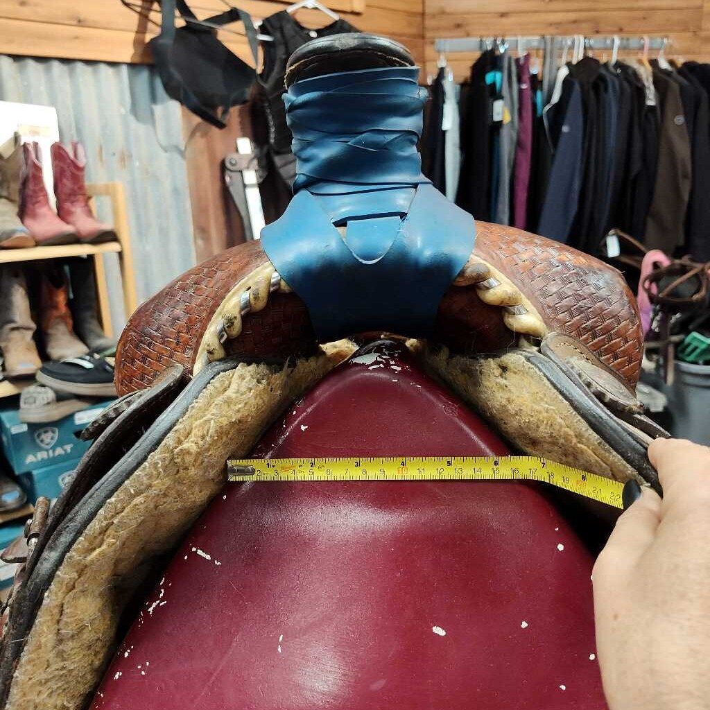 Roping saddle- Trophy