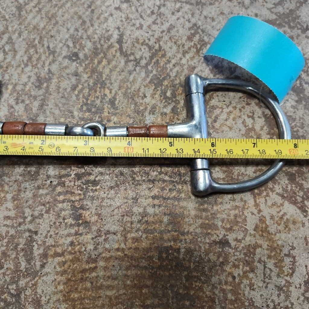 D ring with rollers