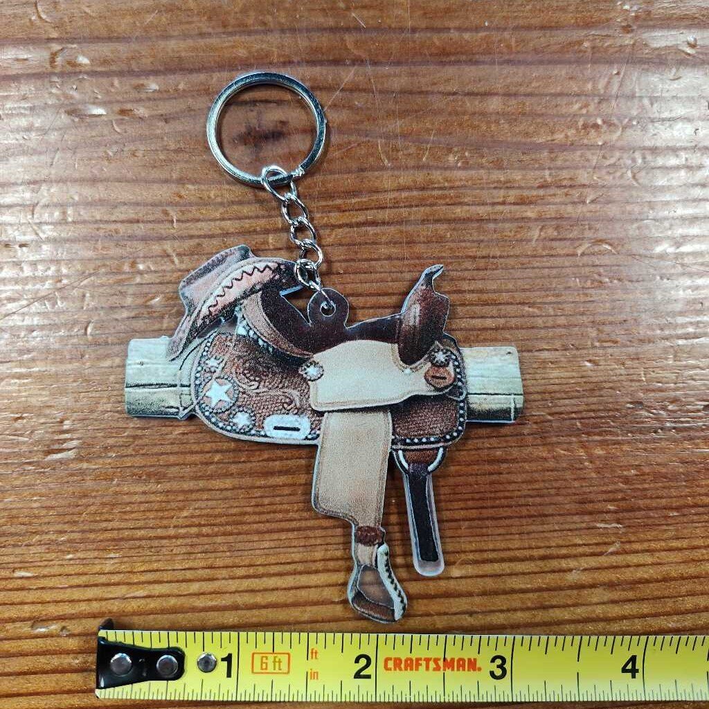 Saddle keychain