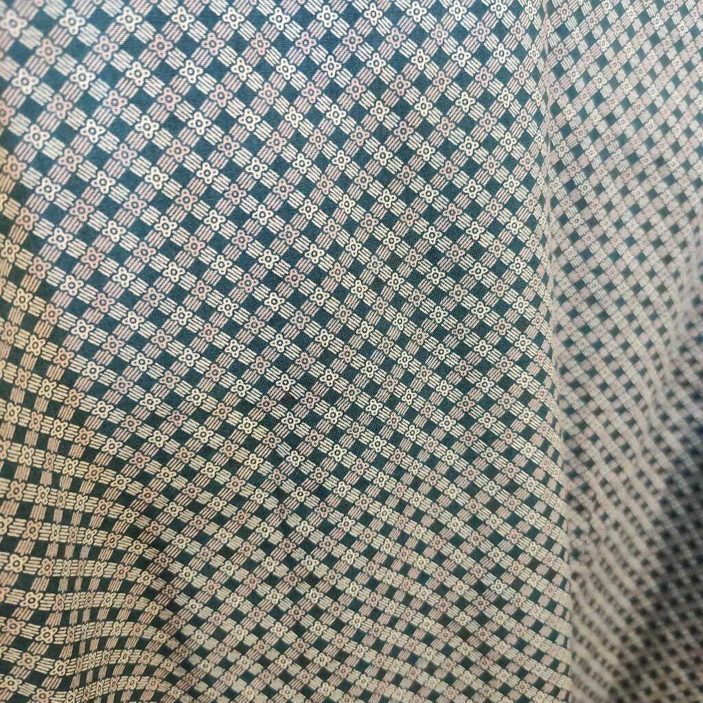 ladies-long sleeve button down