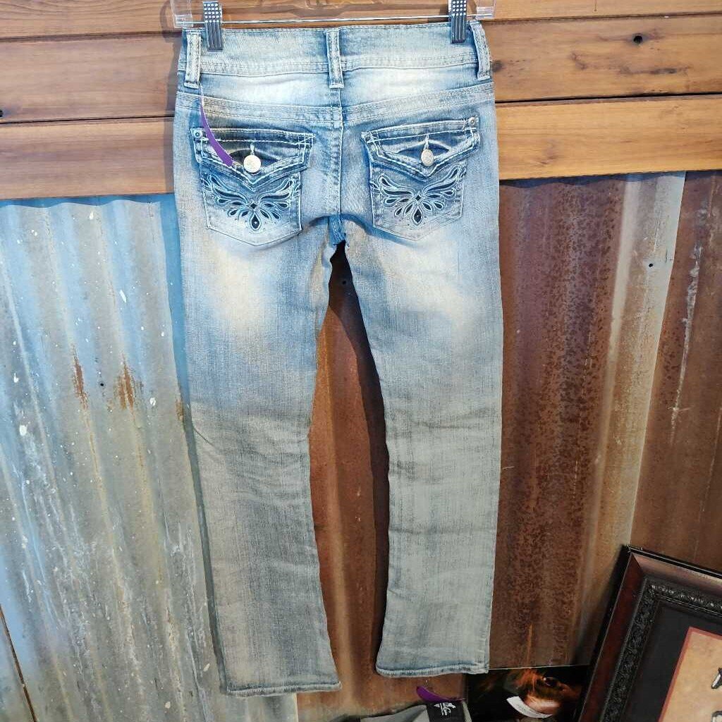 Boot cut