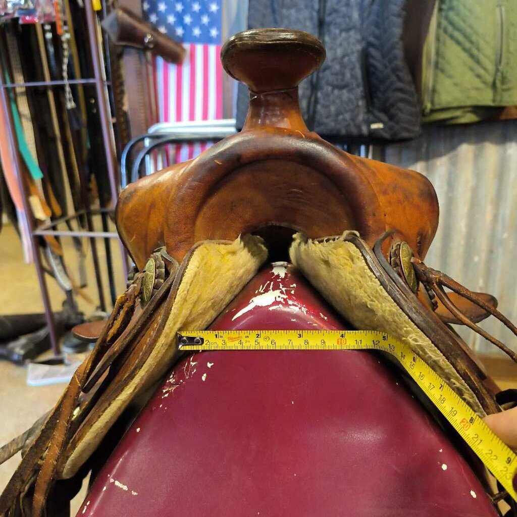 youth/ pony saddle