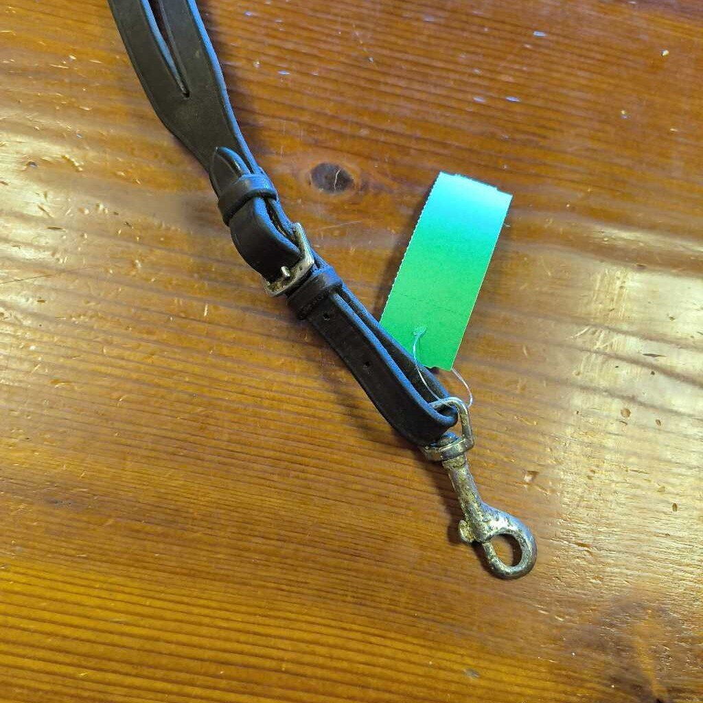 Runninf martingale attachment