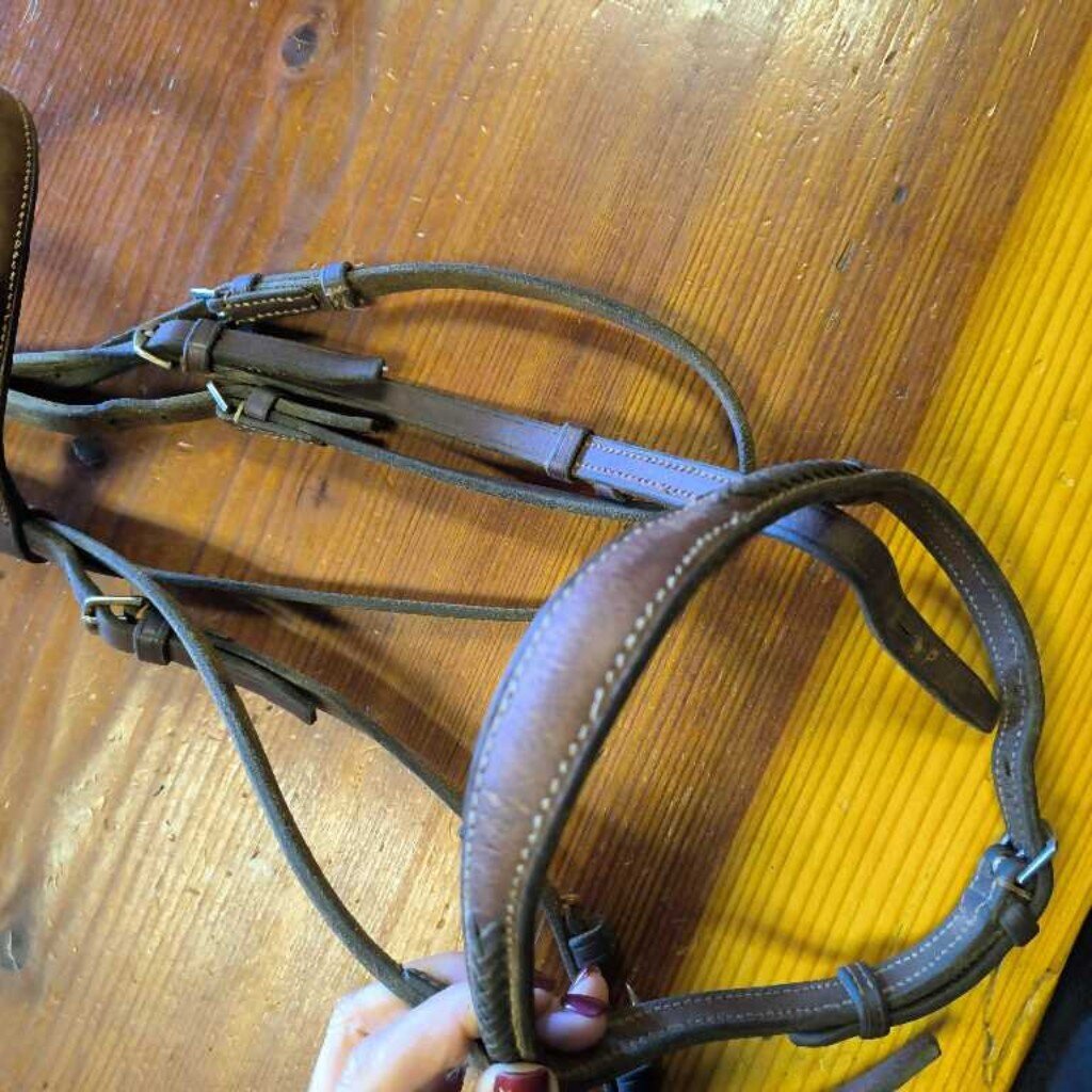 leather braid details