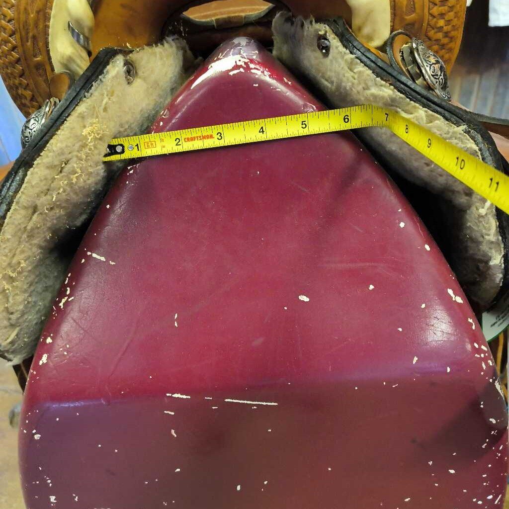 Barrel saddle