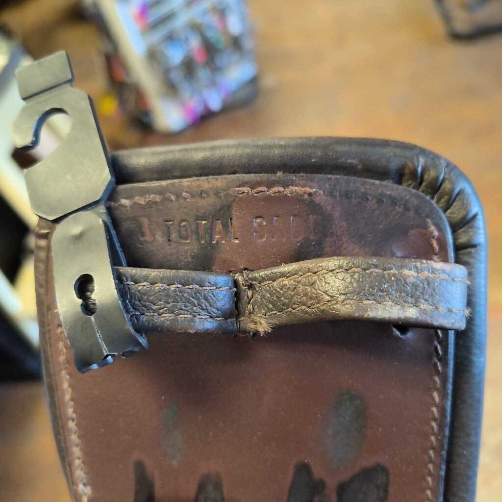 leather and elastic egro girth