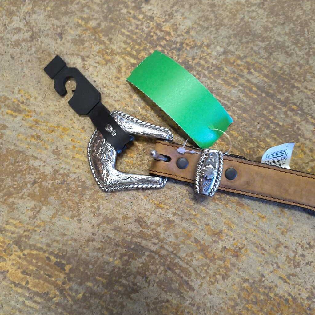 leather belt with dots