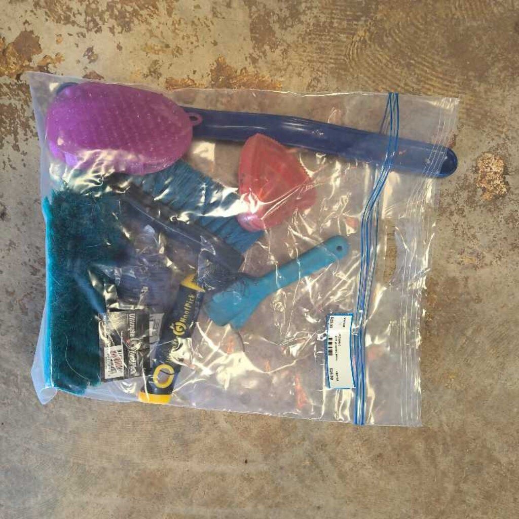 bag of grooming items
