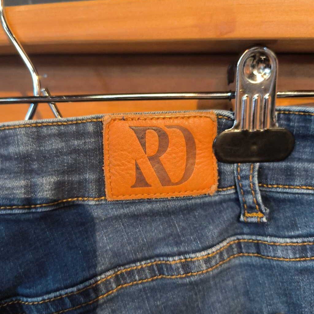 Super cute Ranch Dress'n Jeans- Howdy