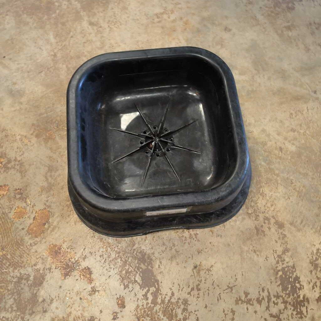 Large salt lick plastic holder
