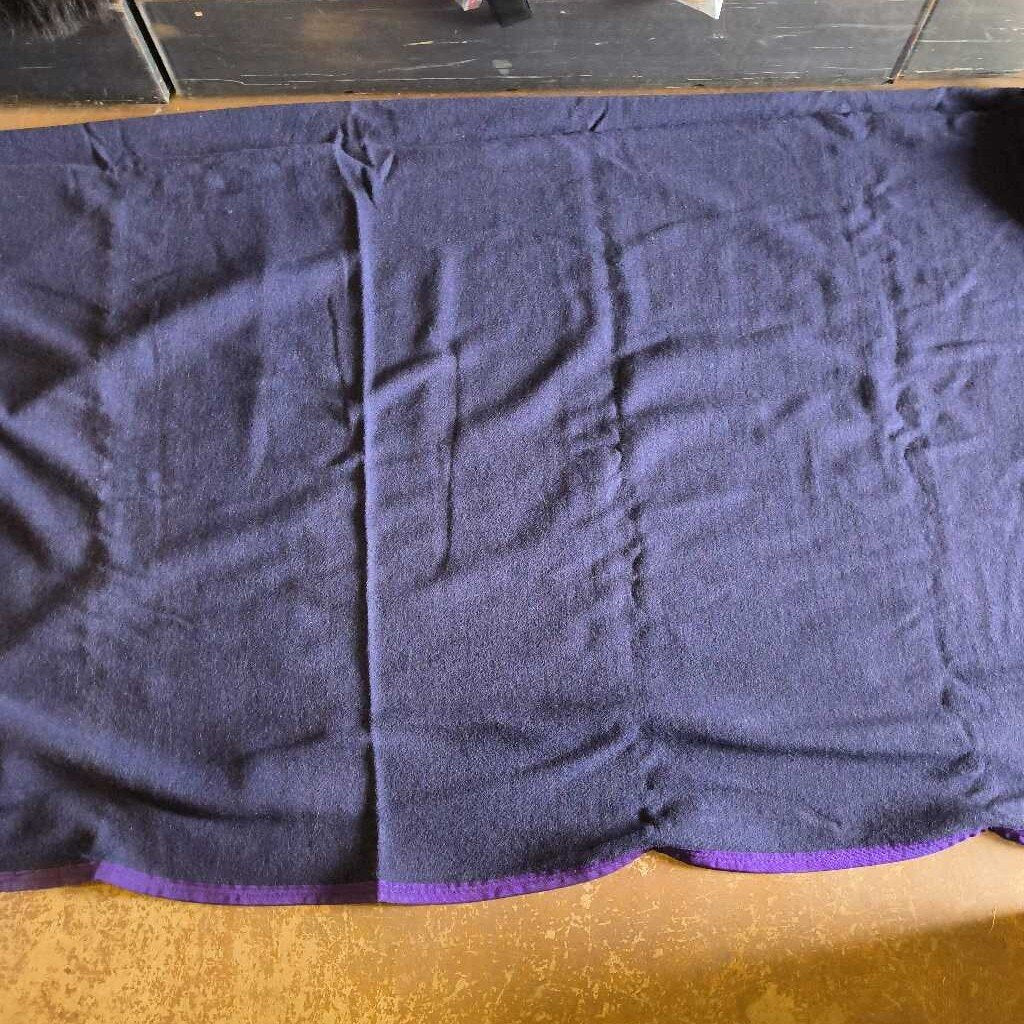 Wool- head to tail cooler