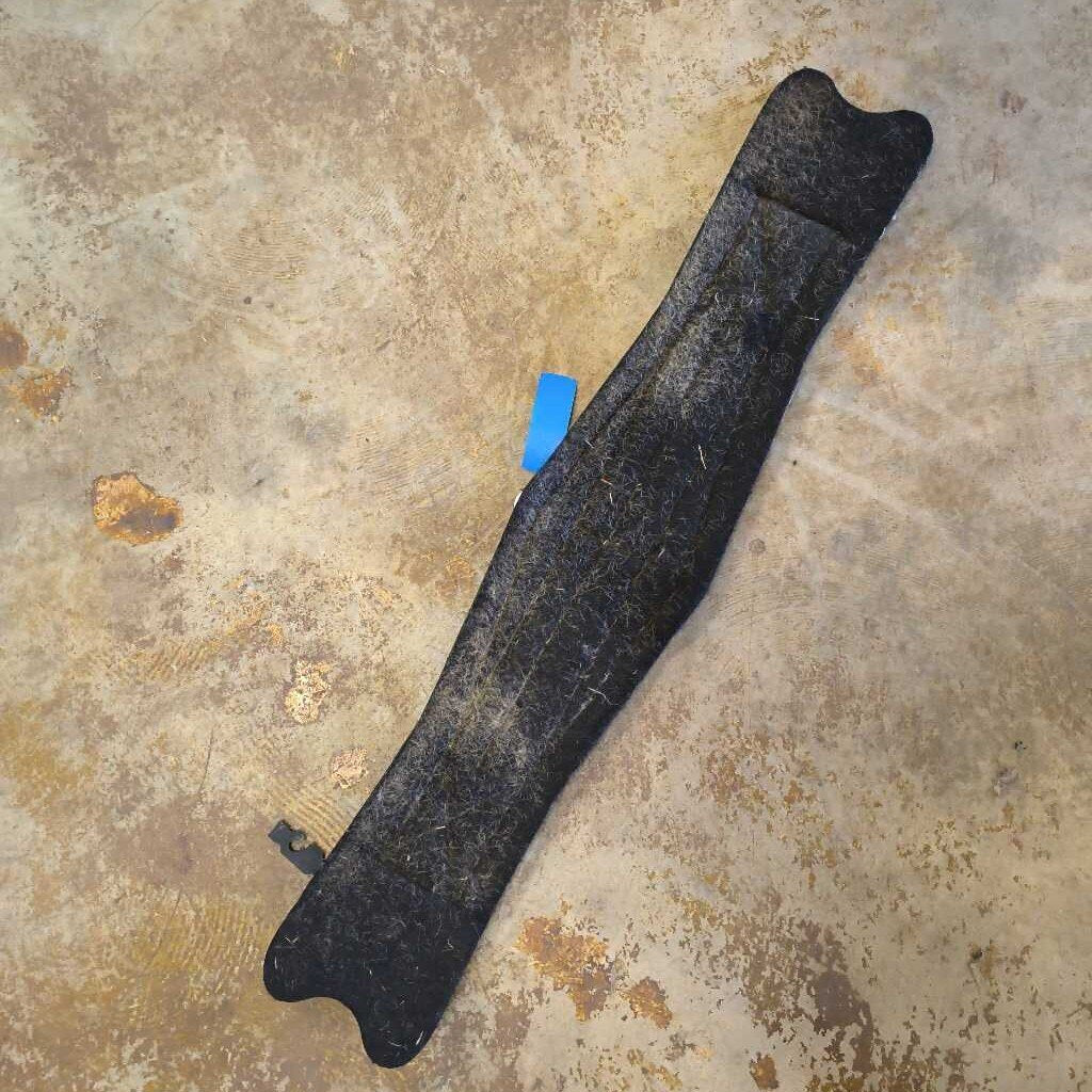 Felt and nylon girth