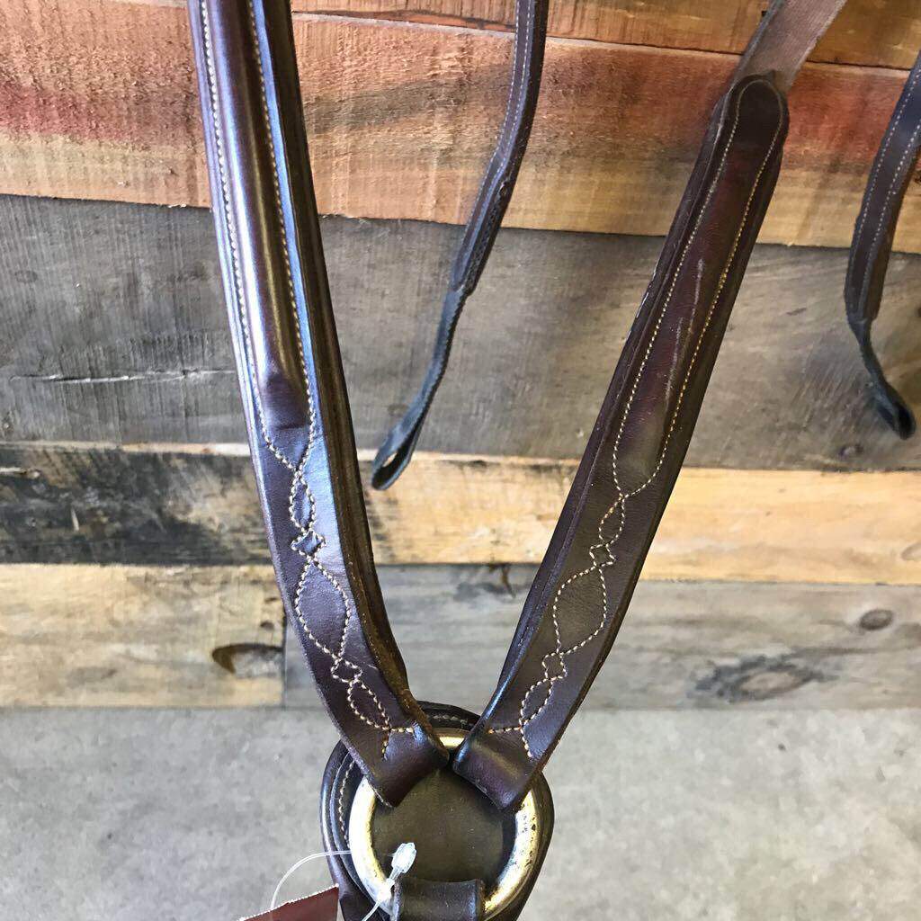 elastic breast collar