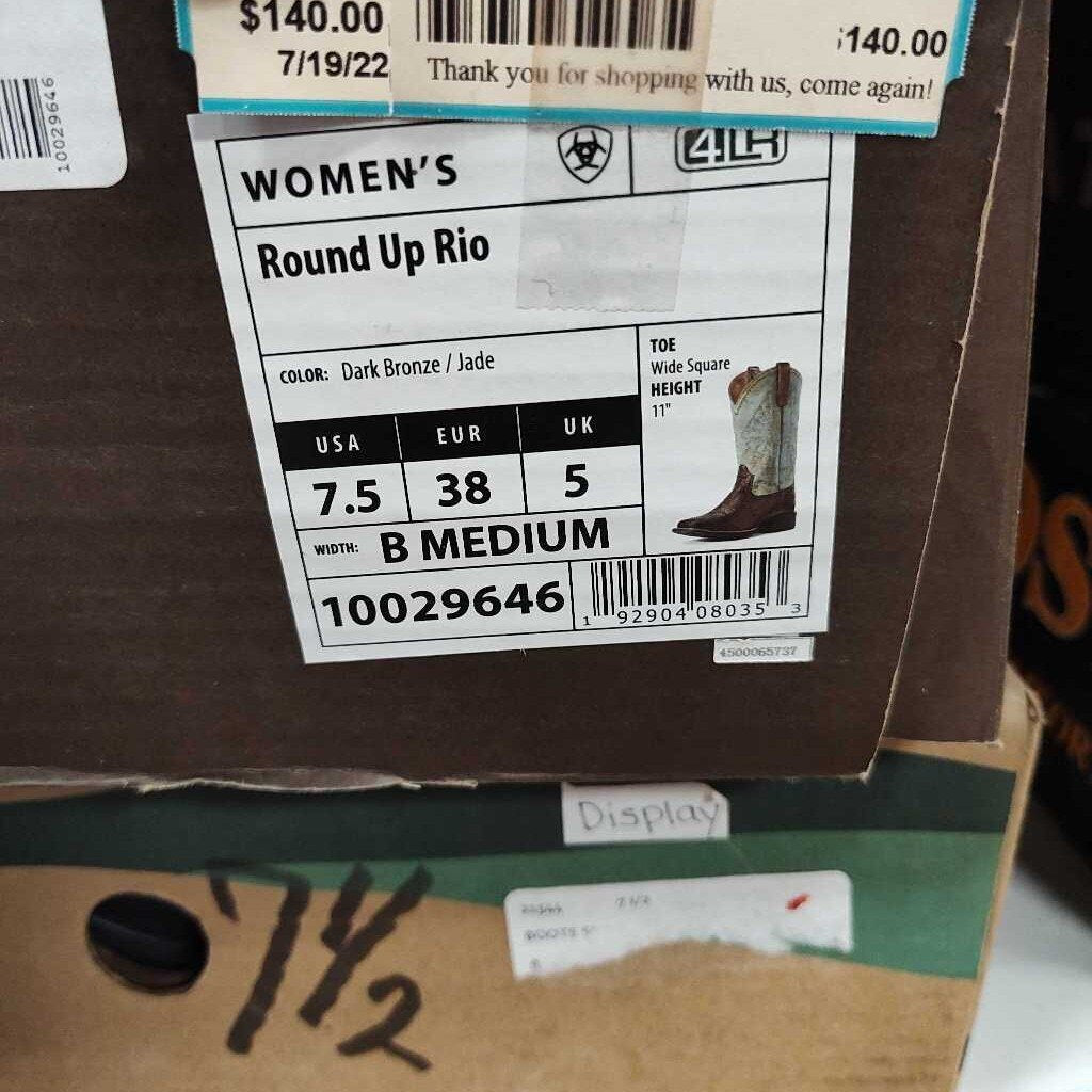 Ariat- Woman Round Up