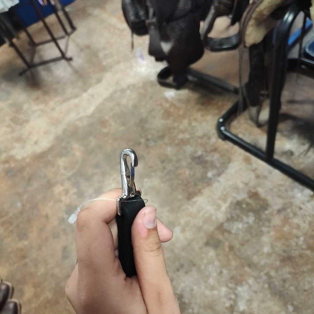 Back cinch Connector- when back cinch has buckle