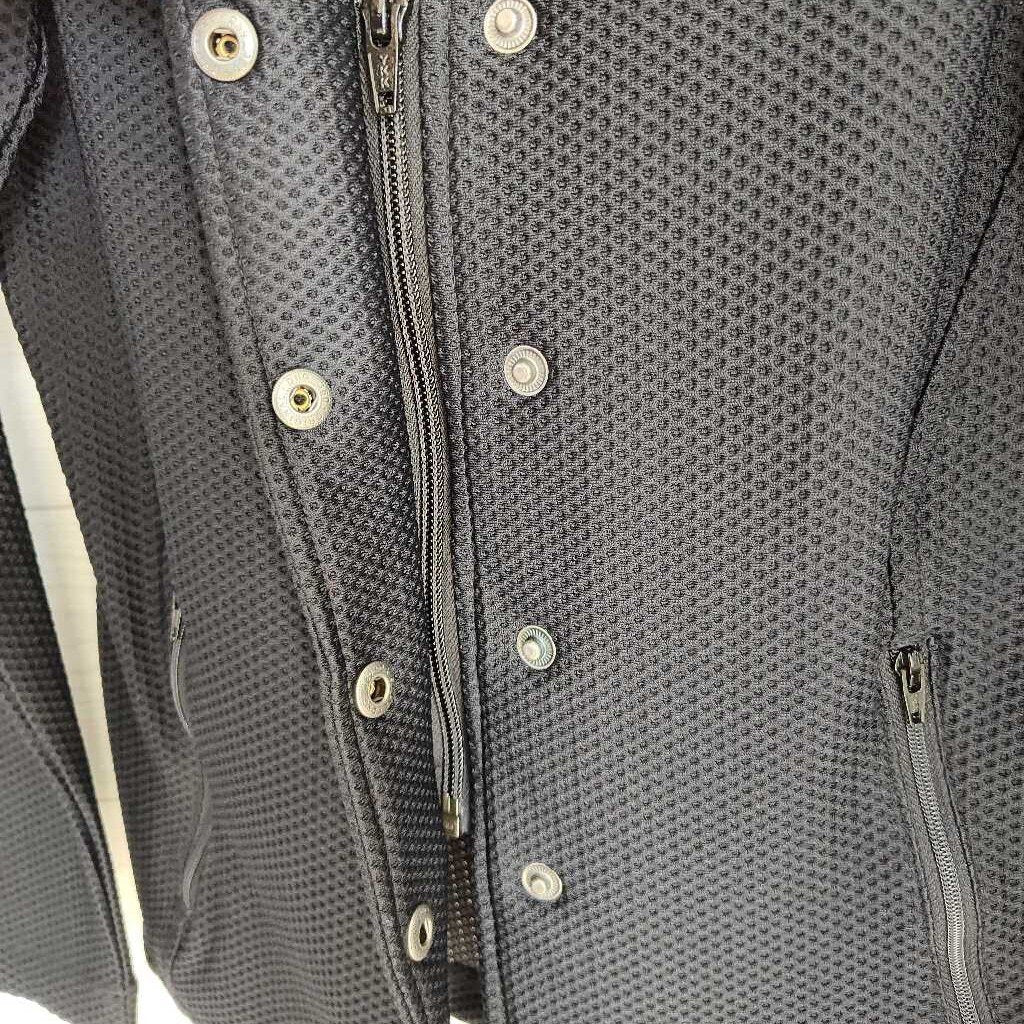 Equine Couture EquiVent