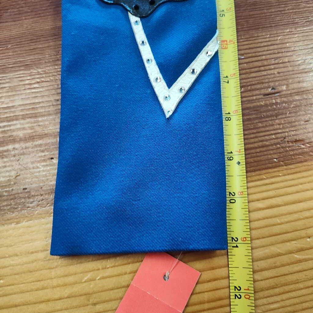 In hand show jacket
