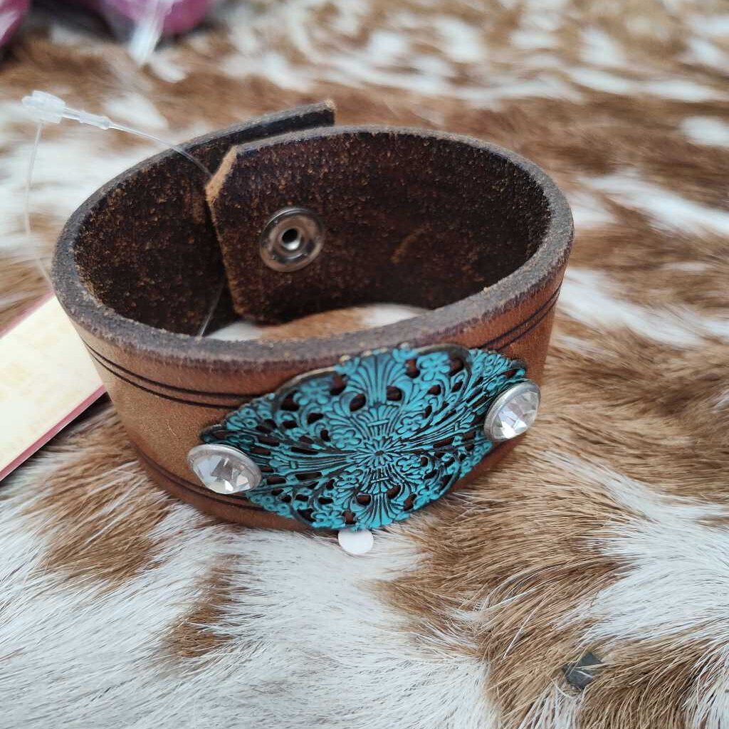 Cuff bracelet
