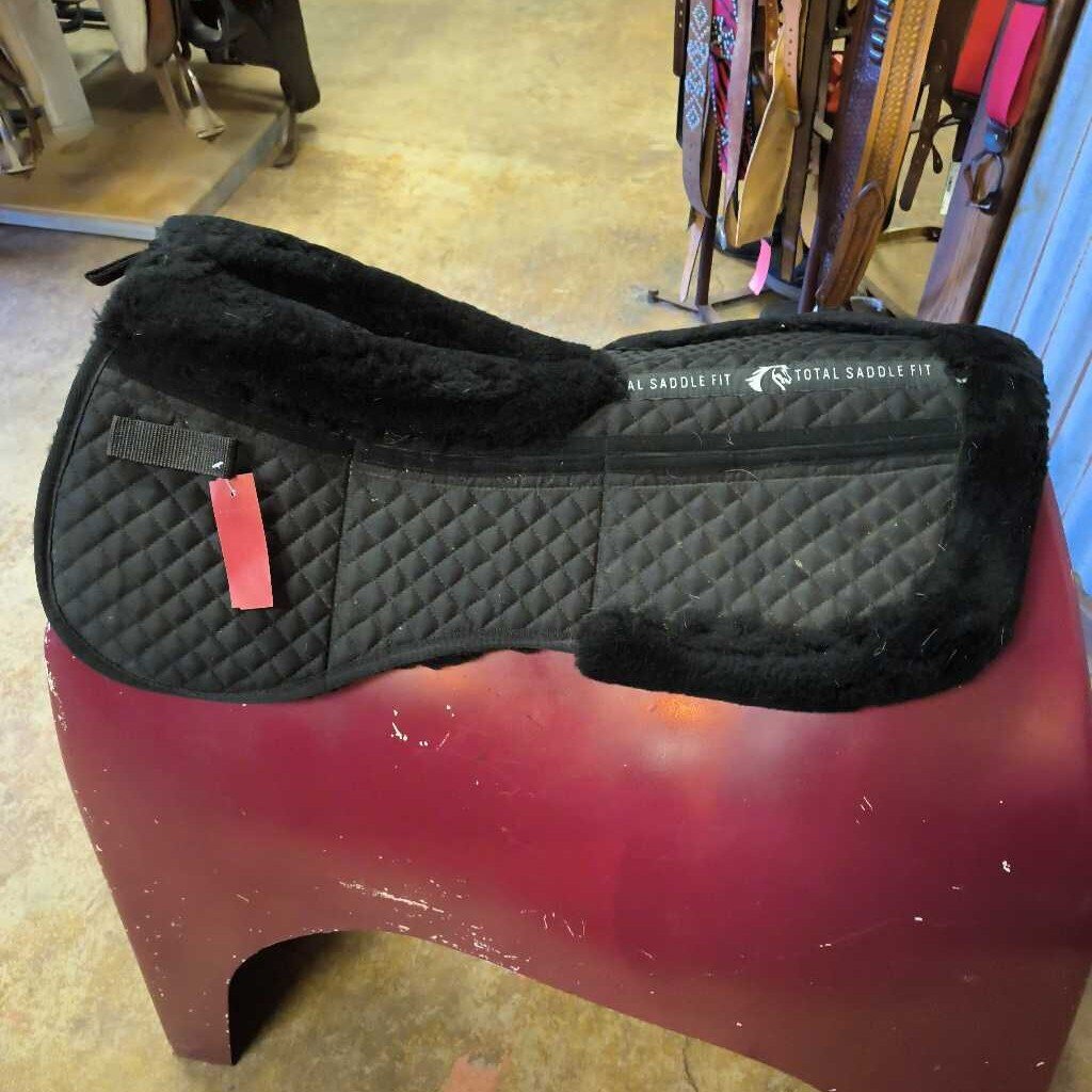Total Saddle Fit half pad with shims- New