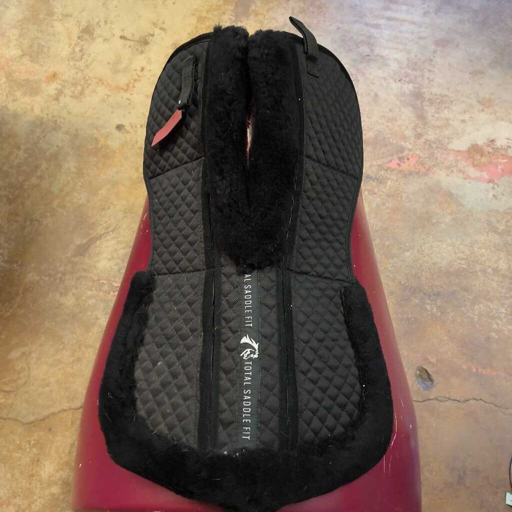 Total Saddle Fit half pad with shims- New