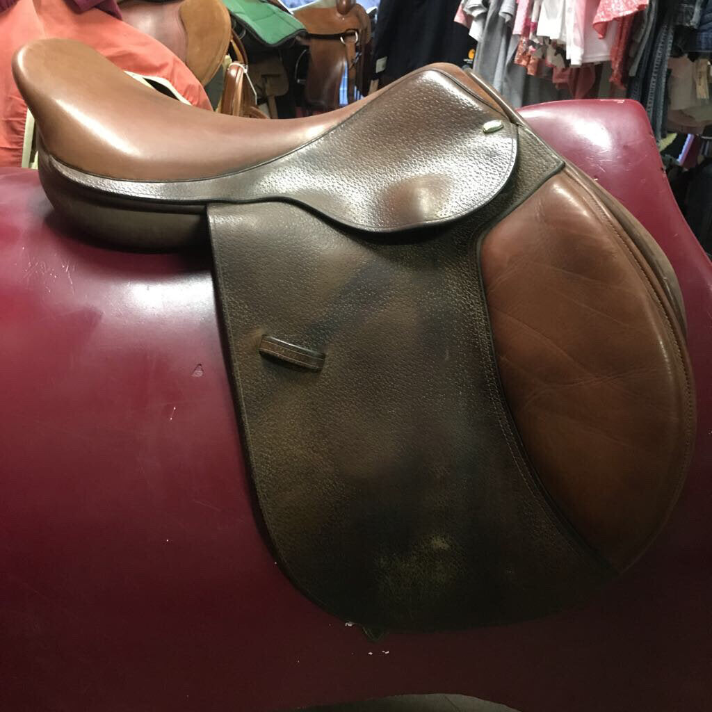 Bevel English Saddle