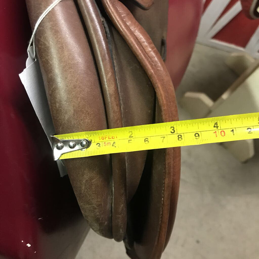 Bevel English Saddle
