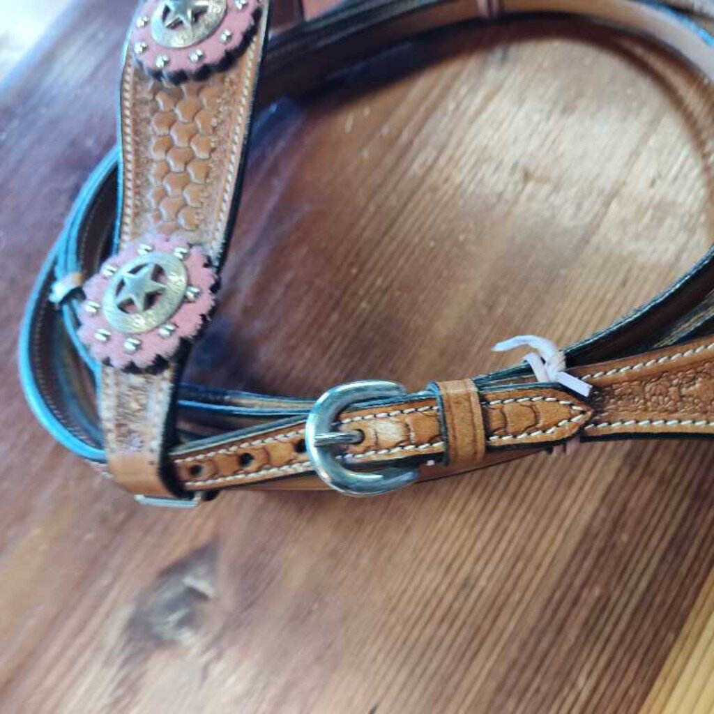 Tack set- Pink details