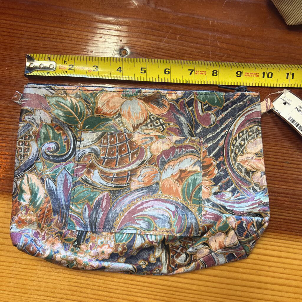 Leather pouch