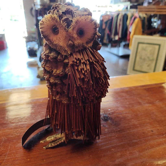 Owl decor- Natural materials