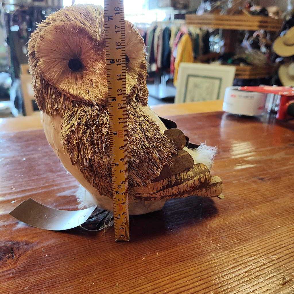 Owl decor- natural fiber