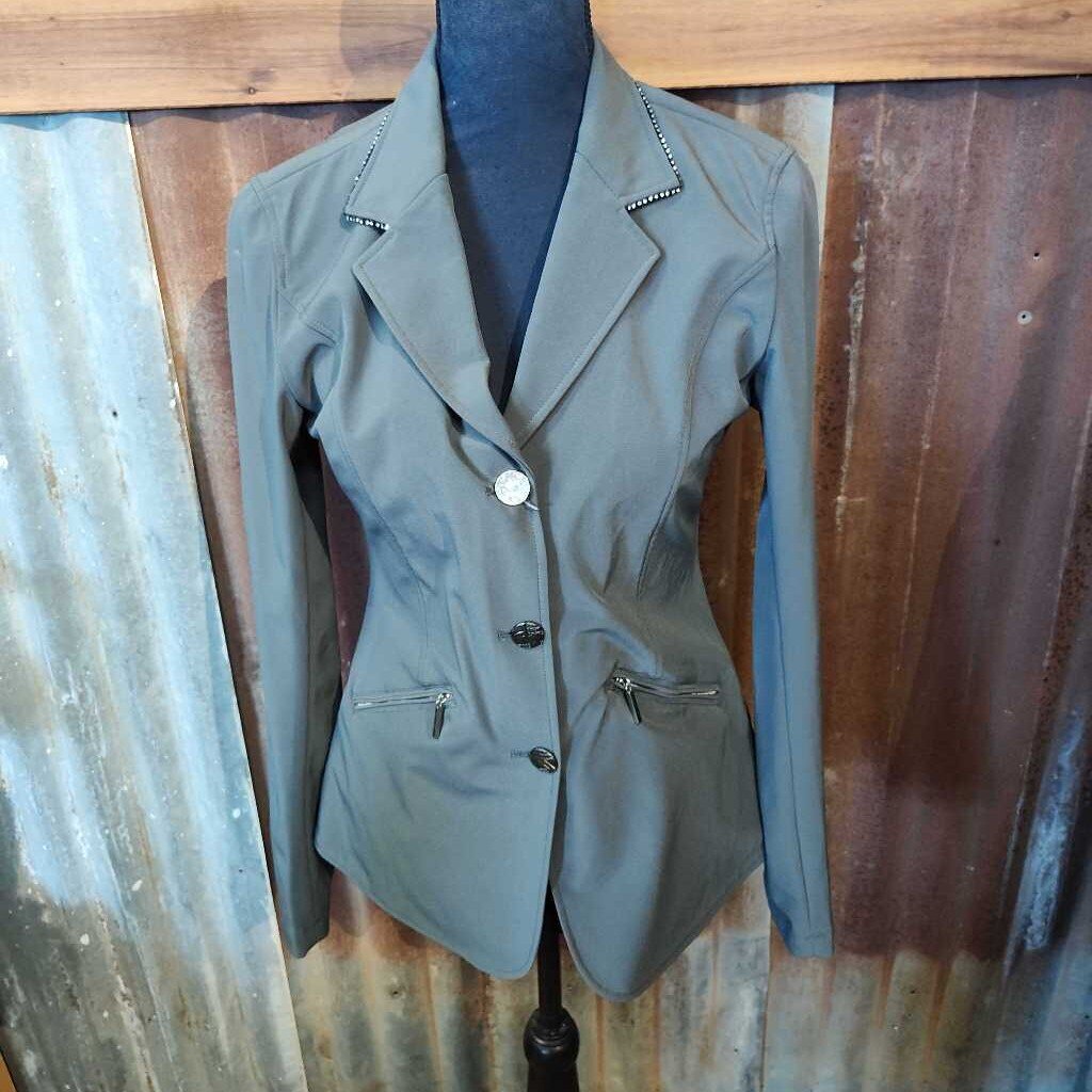 Jumper/ hunt coat- bling!