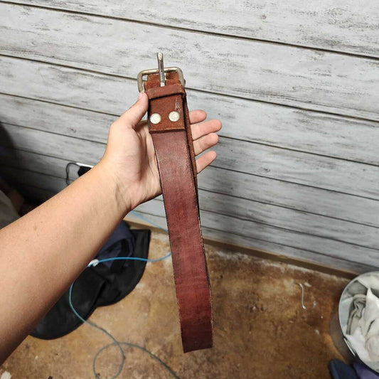 Leather back cinch
