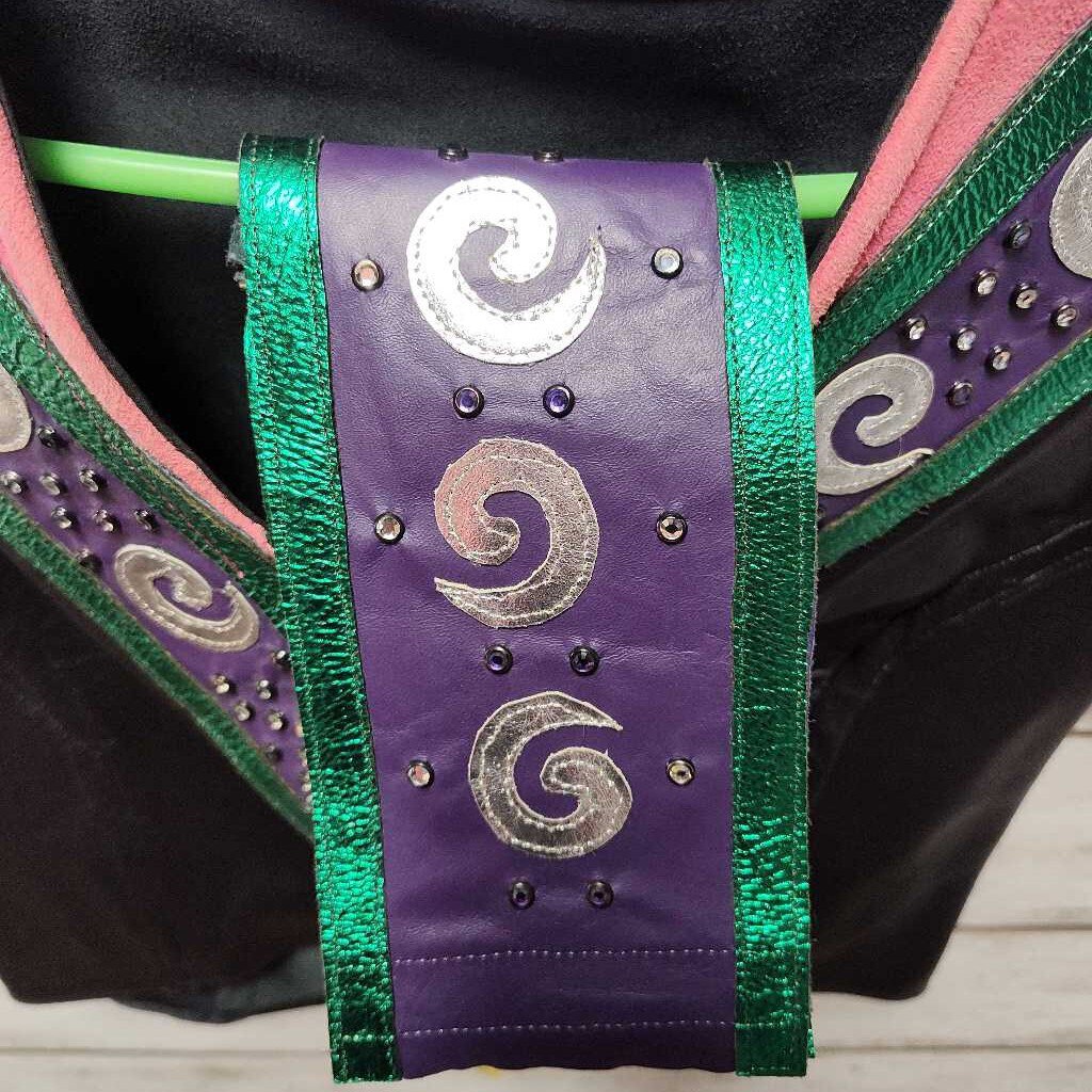 Vest with cuffs
