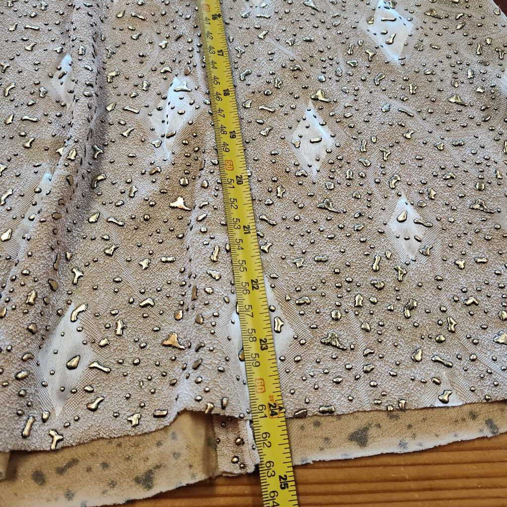 Back zip gold