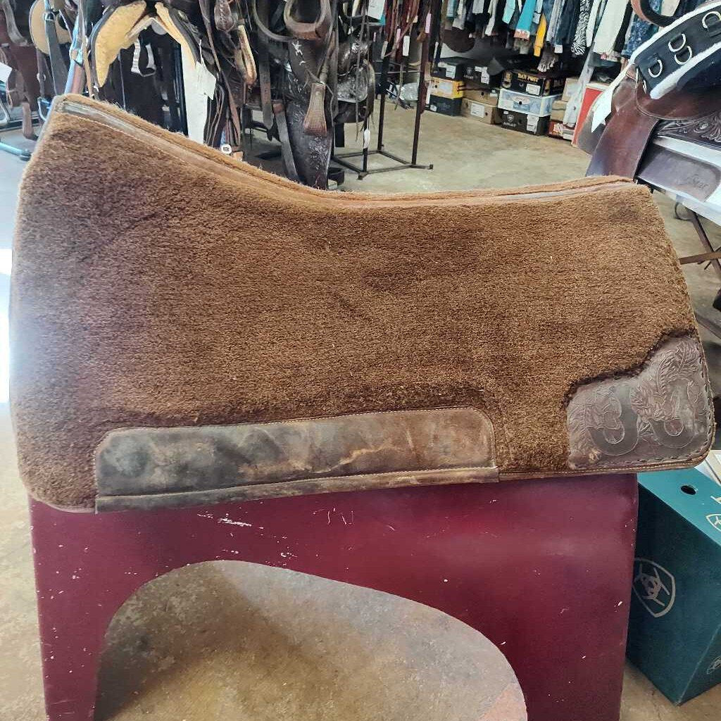 Carpet top felt flannel botton