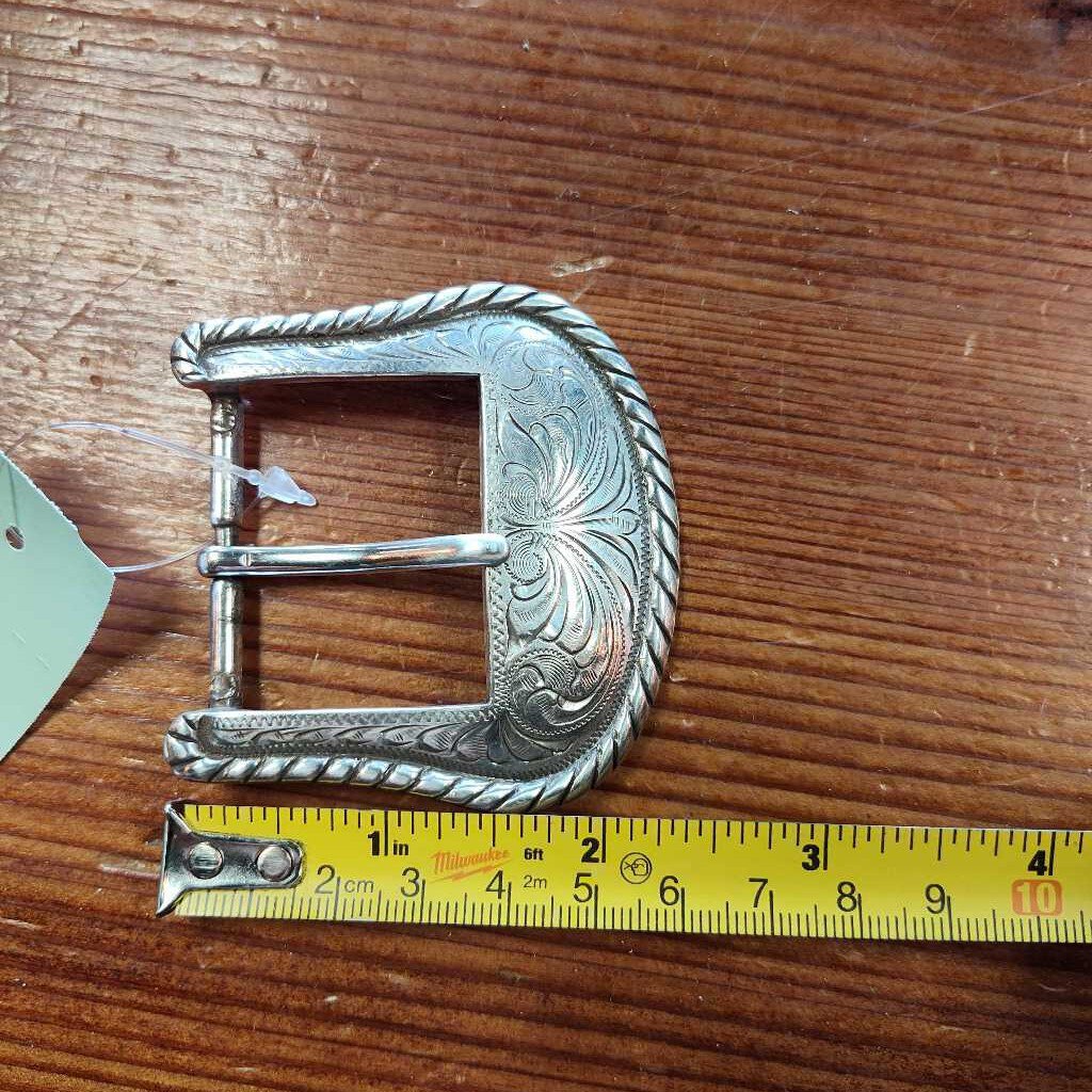 belt buckle